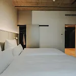 Hotel Hiive 4*